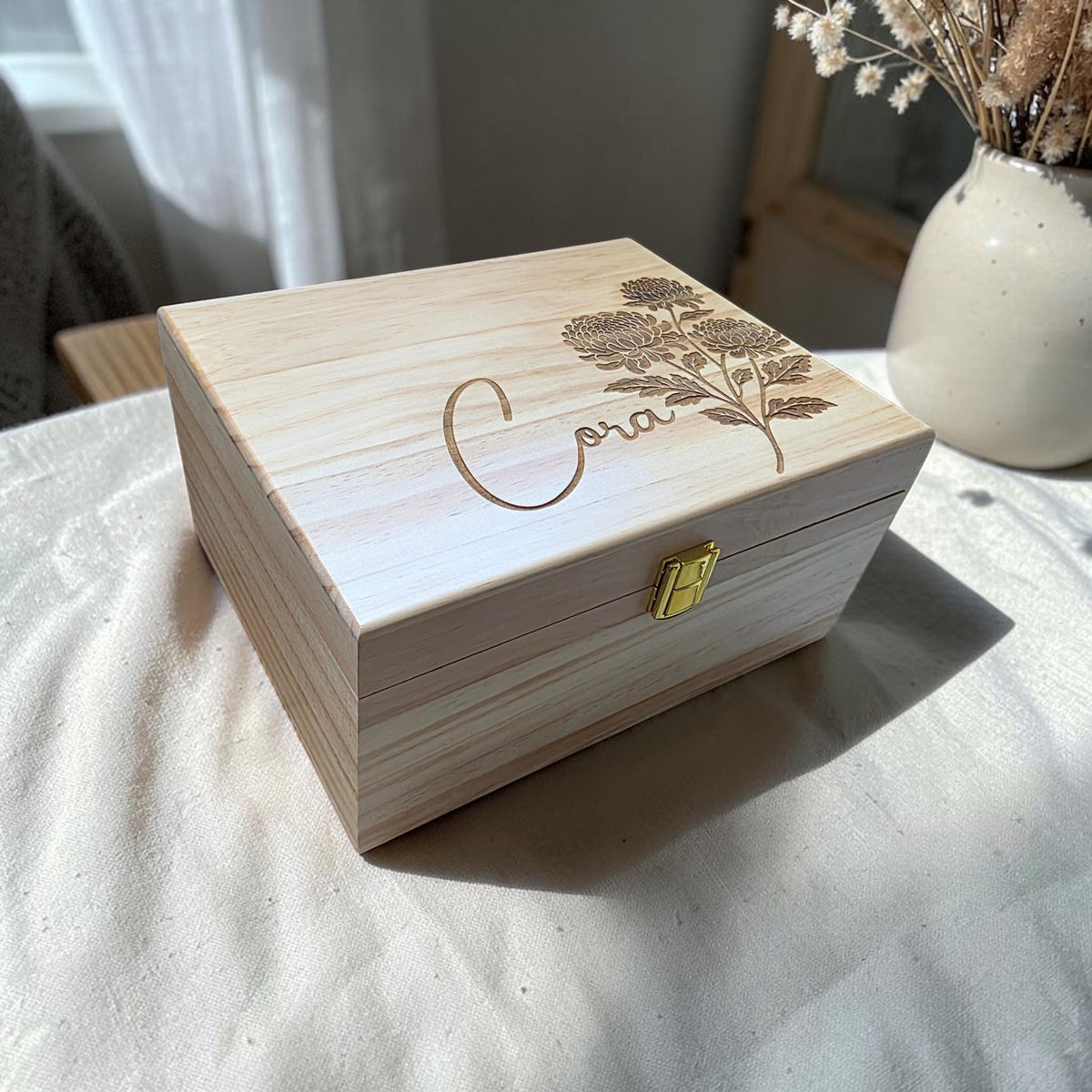 Personalized Birth Flower Bouquet Keepsake Box – Wooden Memory Box