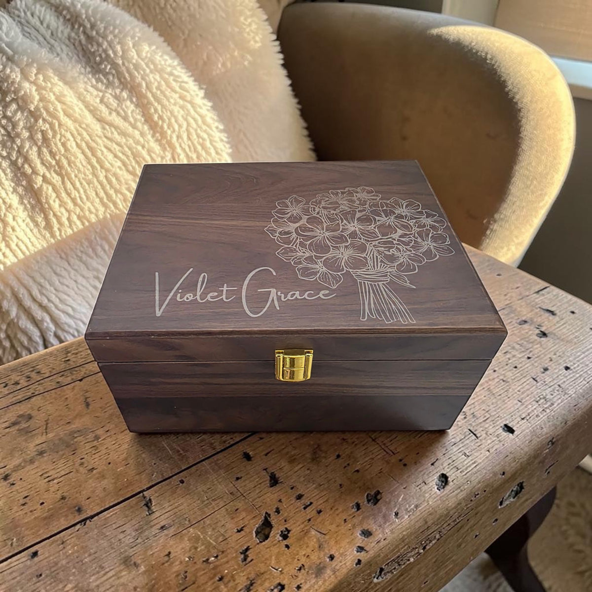 Personalized Birth Flower Bouquet Keepsake Box – Wooden Memory Box