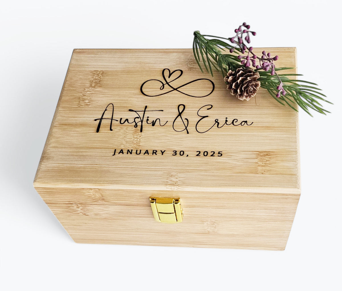 Personalized Wooden Wedding Box: Engraved Memory and Keepsake Box