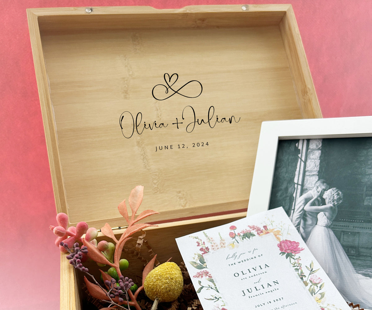 Personalized Wooden Wedding Box: Engraved Memory and Keepsake Box